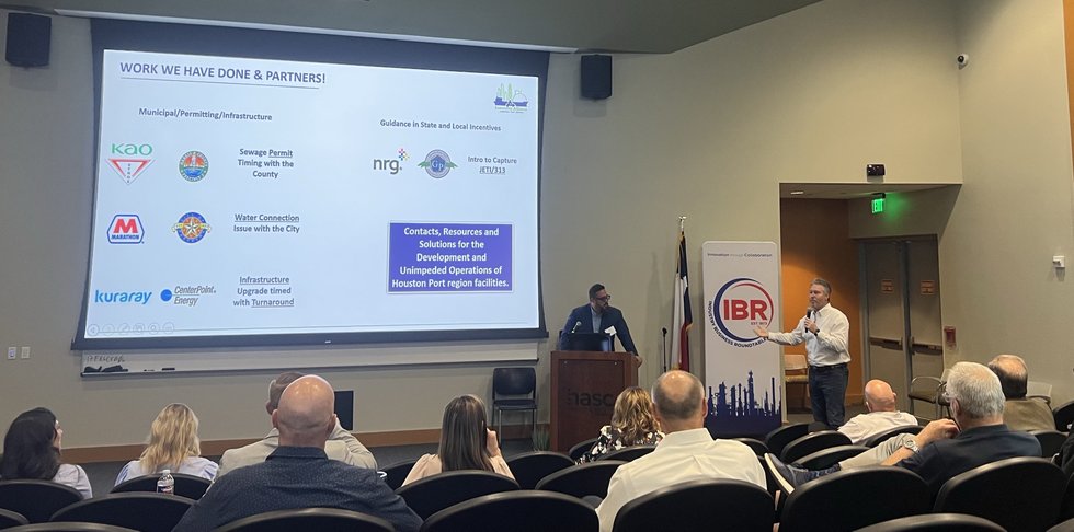 Navigating the next wave of Gulf Coast industrial growth Navigating the next wave of Gulf Coast industrial growth
